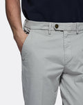 Pantalone Chinos in gabardine
